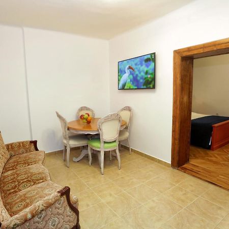 Union Square Apartment By Nux คลูจ-นาโปกา ภายนอก รูปภาพ